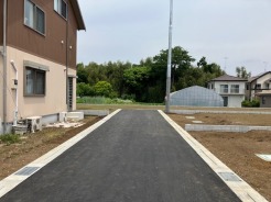 前面道路含む現地写真 