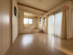 リビングダイニング