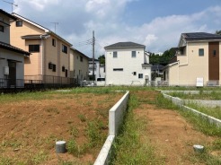 伊勢原市高森２丁目